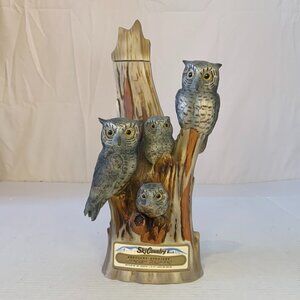Ski Country Limited Edition Screech Owl Decanter 1977 Full Size Burbon Whiskey